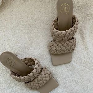 Missguided Nude Heeels